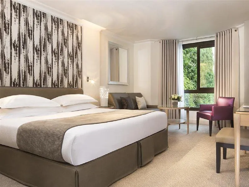 Garden-elysee 4*