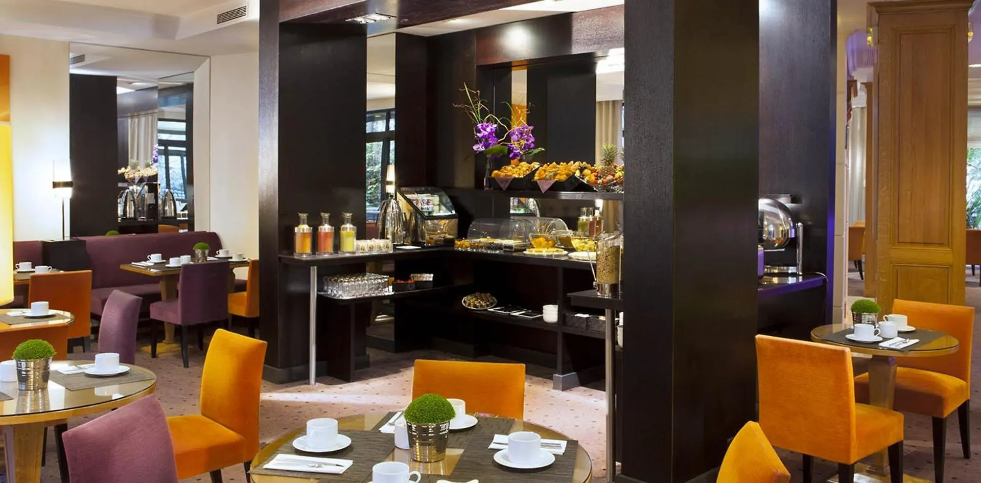 Garden-elysee 4*